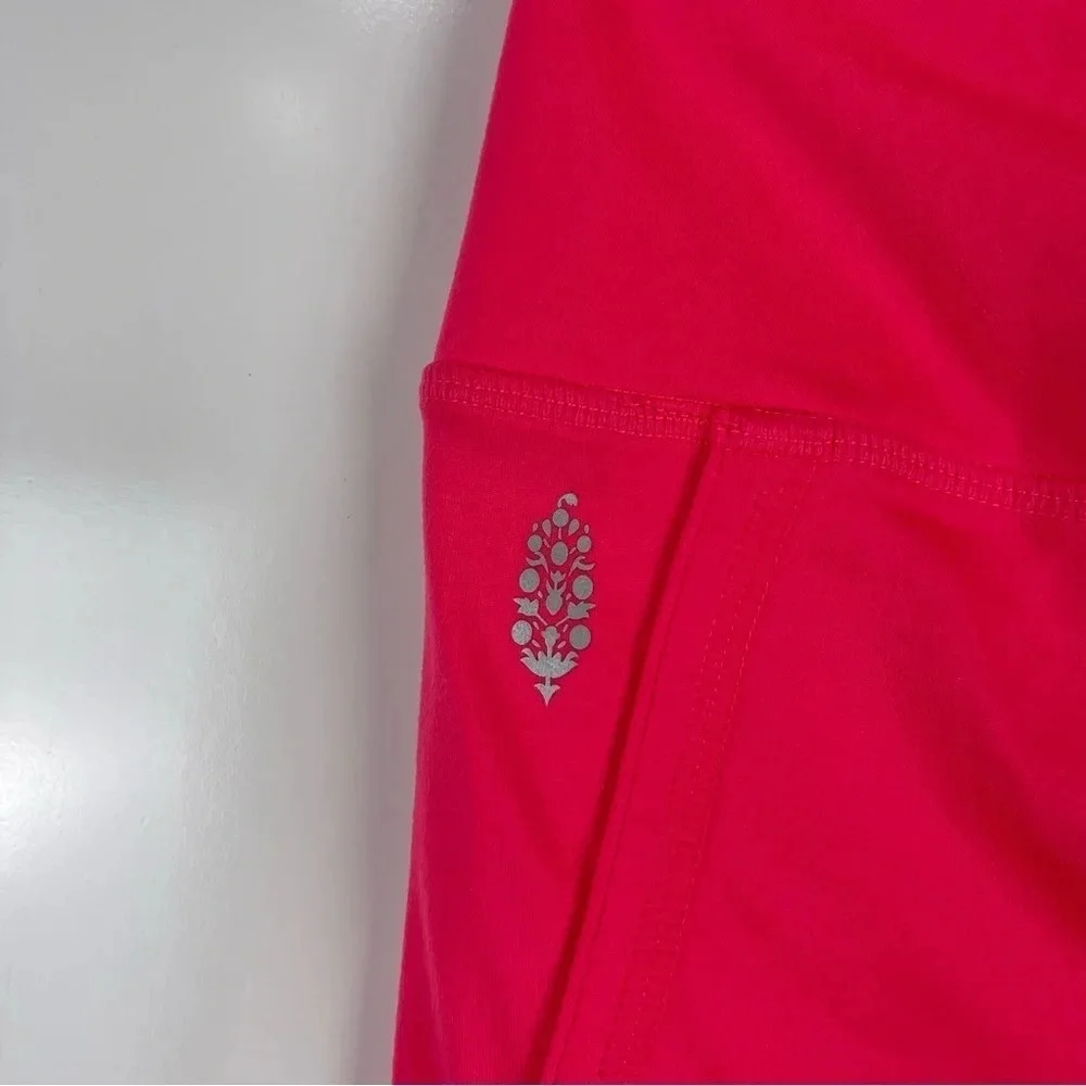 Free People Movement High Rise Infinity Leggings Size Small Neon Pink Cropped